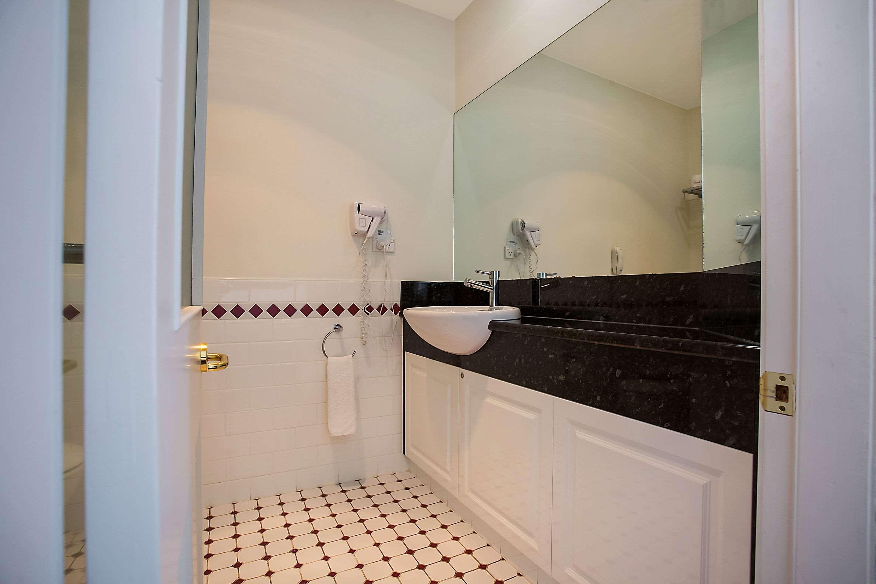 Quality Hotel Bentinck ポートランド エクステリア 写真